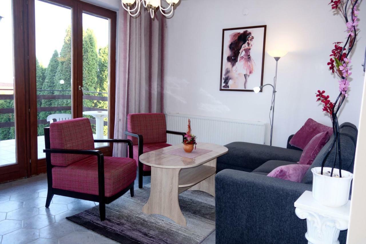 Apartment Tolena *